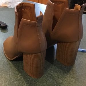 Pink LilyToeless booties